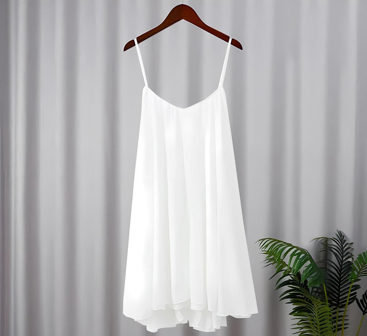 Mio™ | Elegancka, mini sukienka z otwartym tyłem